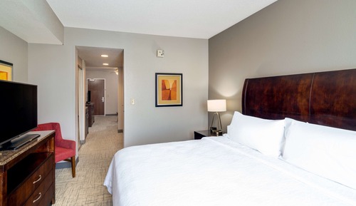 King Bedroom Evolution Suite