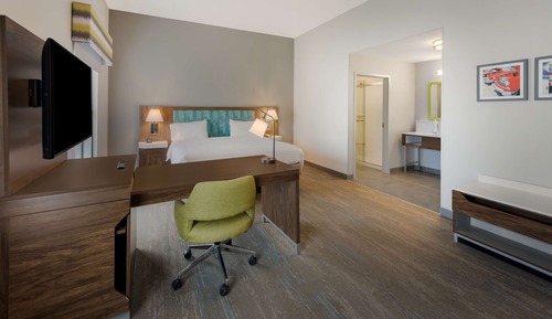 Studio Suite, 1 King Bed, Non Smoking