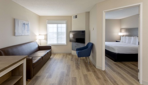 Suite, 1 King Bed
