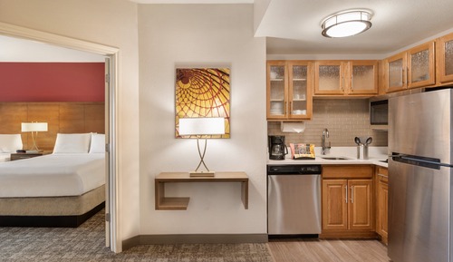 Suite, 2 Bedrooms, Kitchen