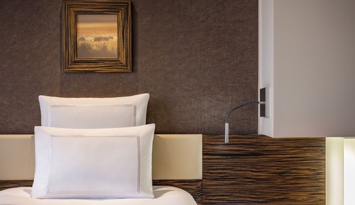Grand Room, 1 King Bed