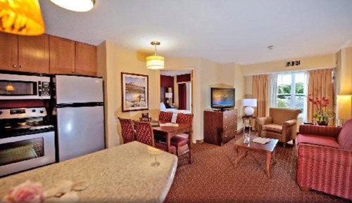 Suite, 1 Bedroom (Mobility/Hearing Accessible, Tub)
