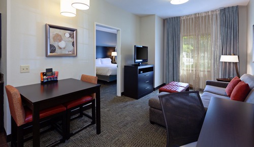 Suite, 2 Bedrooms, Kitchen
