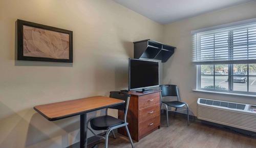 Standard Studio, Non Smoking, Refrigerator & Microwave