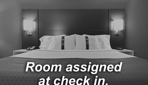 Standard Room, 1 King Bed, Mobility Accessible (Accessible Tub)