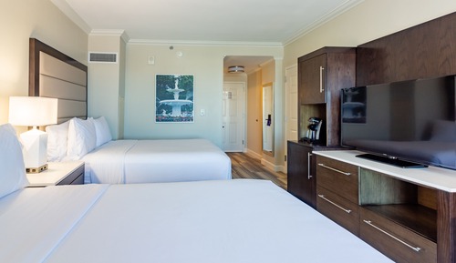Standard Room, 2 Queen Beds, Accessible (Accessible Tub)