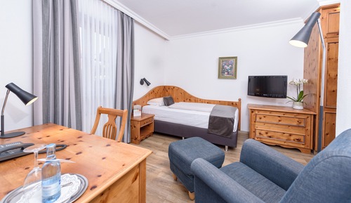 Classic Single Room