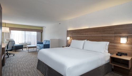 Standard Room, 1 King Bed