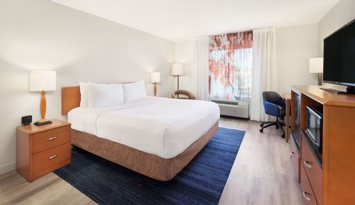 Deluxe Room, 1 King Bed with Sofa bed (Mobility Accessible, Roll-In Shower)