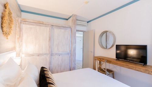 Apartment, 1 Bedroom, Partial Sea View