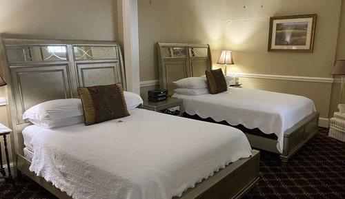 Suite, Multiple Beds