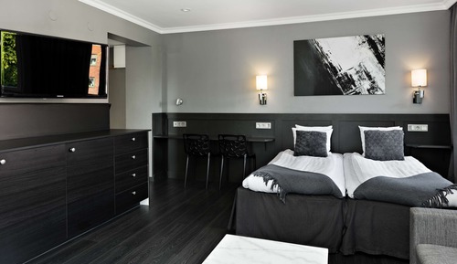 Family Room, 2 Twin Beds, Non Smoking (with Sofabed)