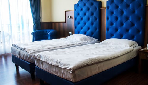Deluxe Double Room, Lake View (3 pax)