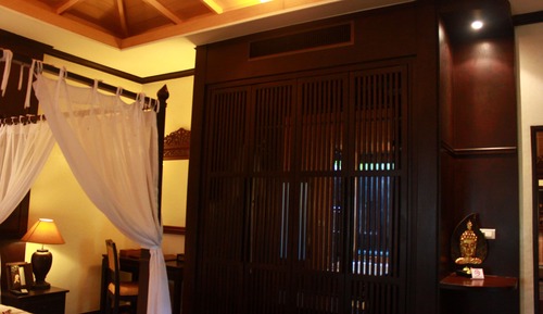 Deluxe Villa, Jetted Tub