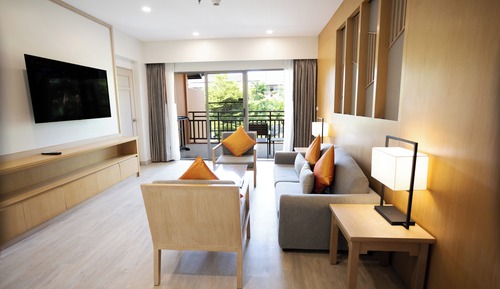 Junior Suite, 1 King Bed, Non Smoking