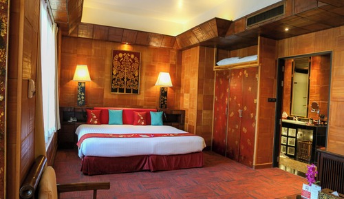 Suite, Pool Access (Kata Suite)
