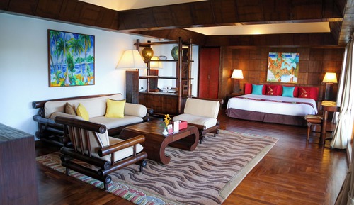 Suite, 1 Bedroom (Classic Wing Suite #5 Hong Haa)
