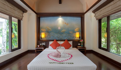 Villa, Pool Access