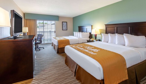 Deluxe Room, 2 Queen Beds, Non Smoking, Bay View