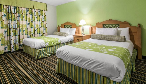 Suite, 2 Double Beds, Non Smoking