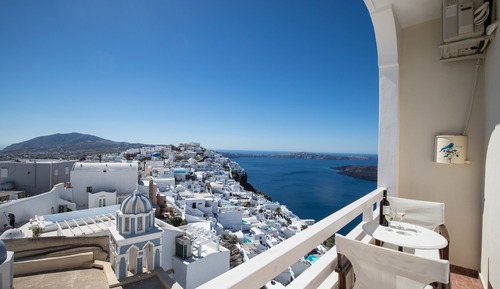 Superior Double Room (Caldera VIew)