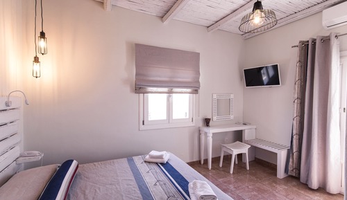 Superior Double Room, Partial Ocean View