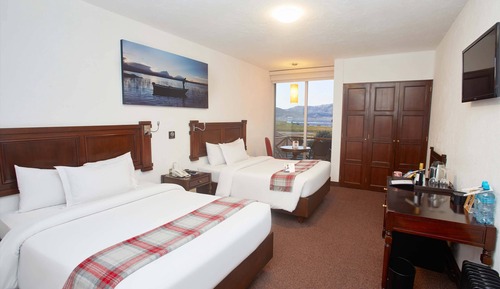 Superior Twin Room, Lake View