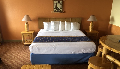Deluxe Studio Suite, 1 King Bed, Non Smoking