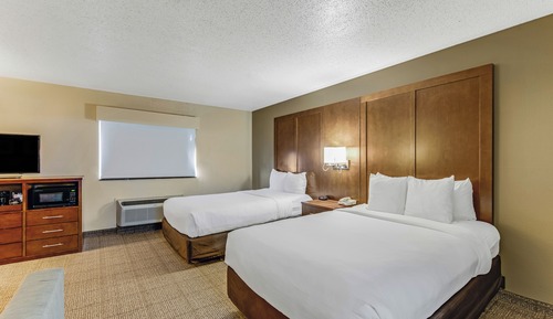 Suite, Non Smoking (2 Doubles and 2 Person Sofa Bed)