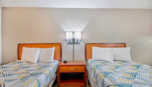 Deluxe Room, 2 Double Beds, Smoking, Kitchenette