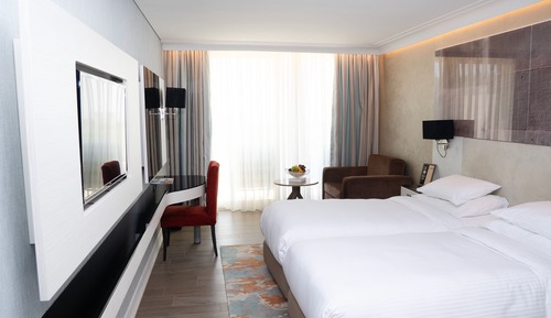 Superior Room, 1 King Bed, Garden View