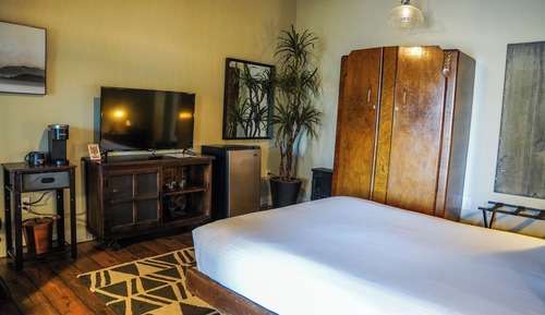 Room (The Conway)
