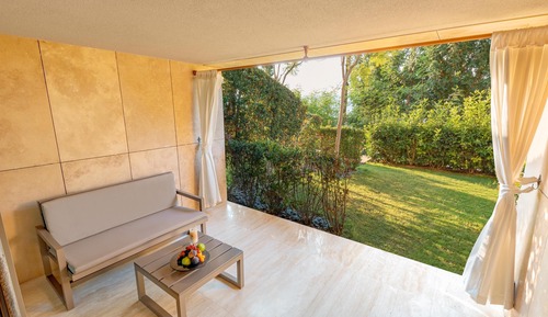 Superior Room, Mountain View