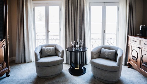 Premier Room