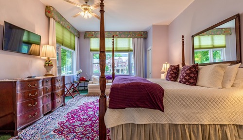 Villa King, Luxury Suite with Day Bed, Jacuzzi, dog friendly, resort views