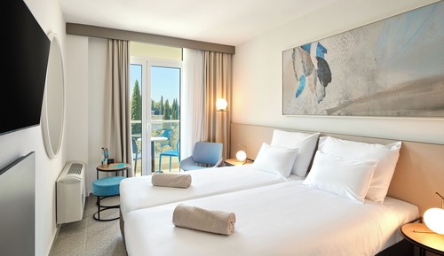 Superior Room, Balcony, Partial Sea View