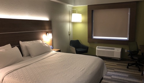 Room, 1 King Bed, Accessible Bathtub (Communications, Access Tub)