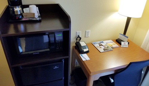 Studio, 1 King Bed with Sofa bed, Non Smoking (Hearing Accessible)