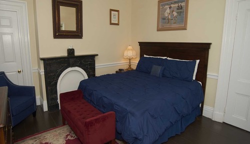 Standard Double Room, Ensuite (The Inn 1 King (no pets))