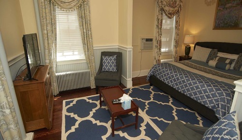 Standard Double Room, Ensuite (The Manor 117 Jetted Tub)