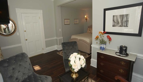 Standard Double Room, Ensuite (The Manor 110 Junior Suit)