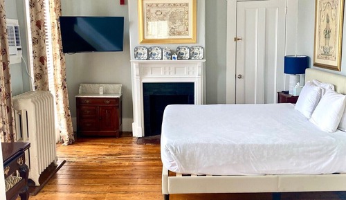 Standard Double Room, Ensuite (House 19)