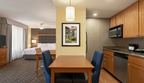 Premium Studio, 1 King Bed, Non Smoking