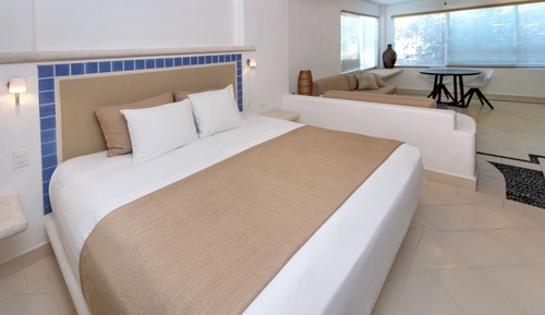 Standard Suite