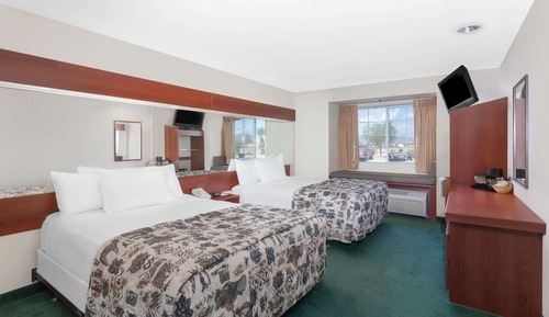 Standard Room, 2 Queen Beds
