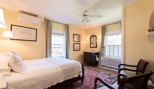 Economy Room