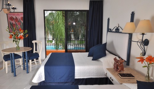 Room (Dog Friendly)