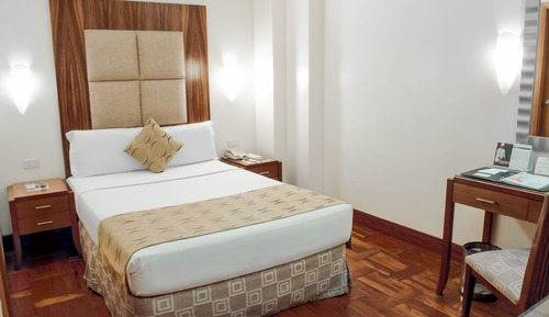 Standard Room (1 Bed)