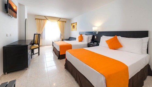 Standard Room, 2 Double Beds