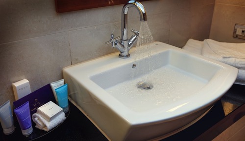 Luxury Twin Room (Suite)